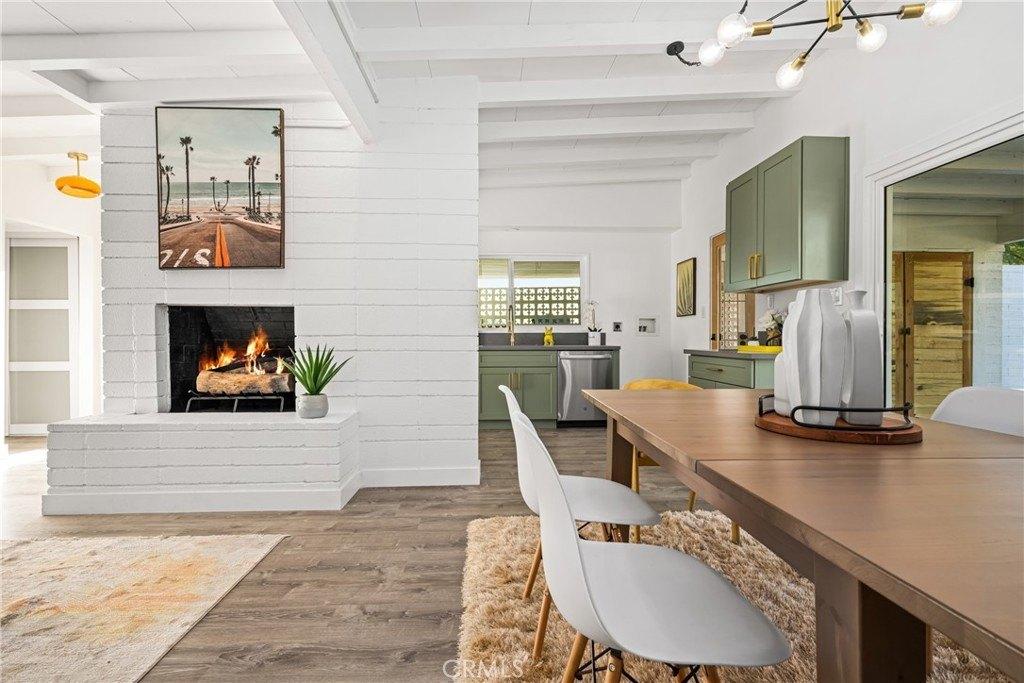 Sierra Dr, Palm Springs, CA 92262