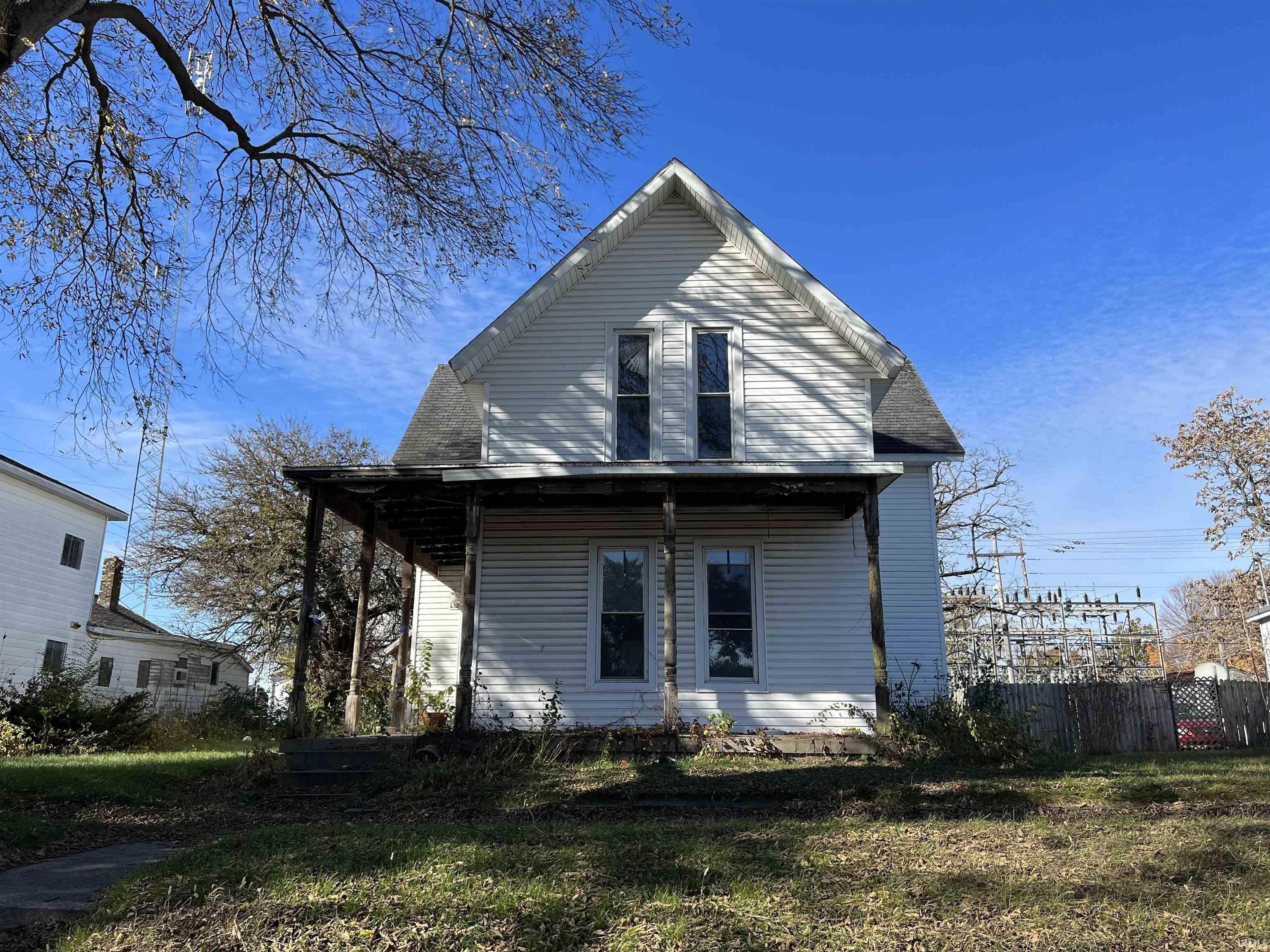 S Main St, Knox, IN 46534