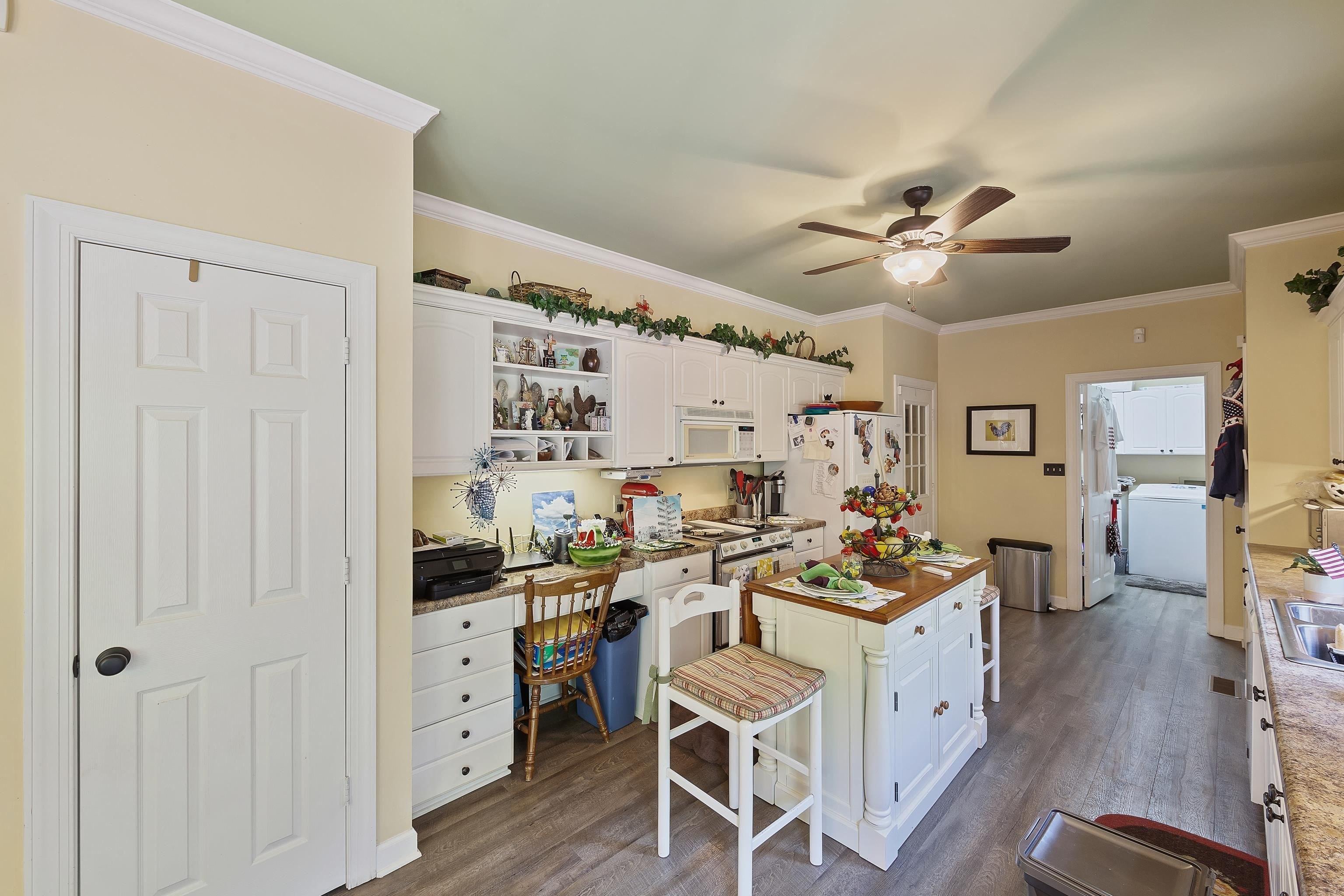 Hillsborough Cv, Jackson, TN 38305