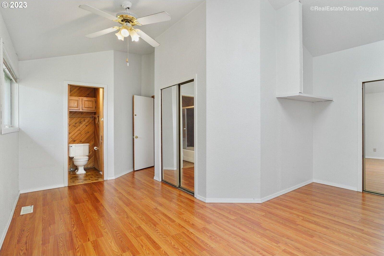 Se Pine St, Portland, OR 97233