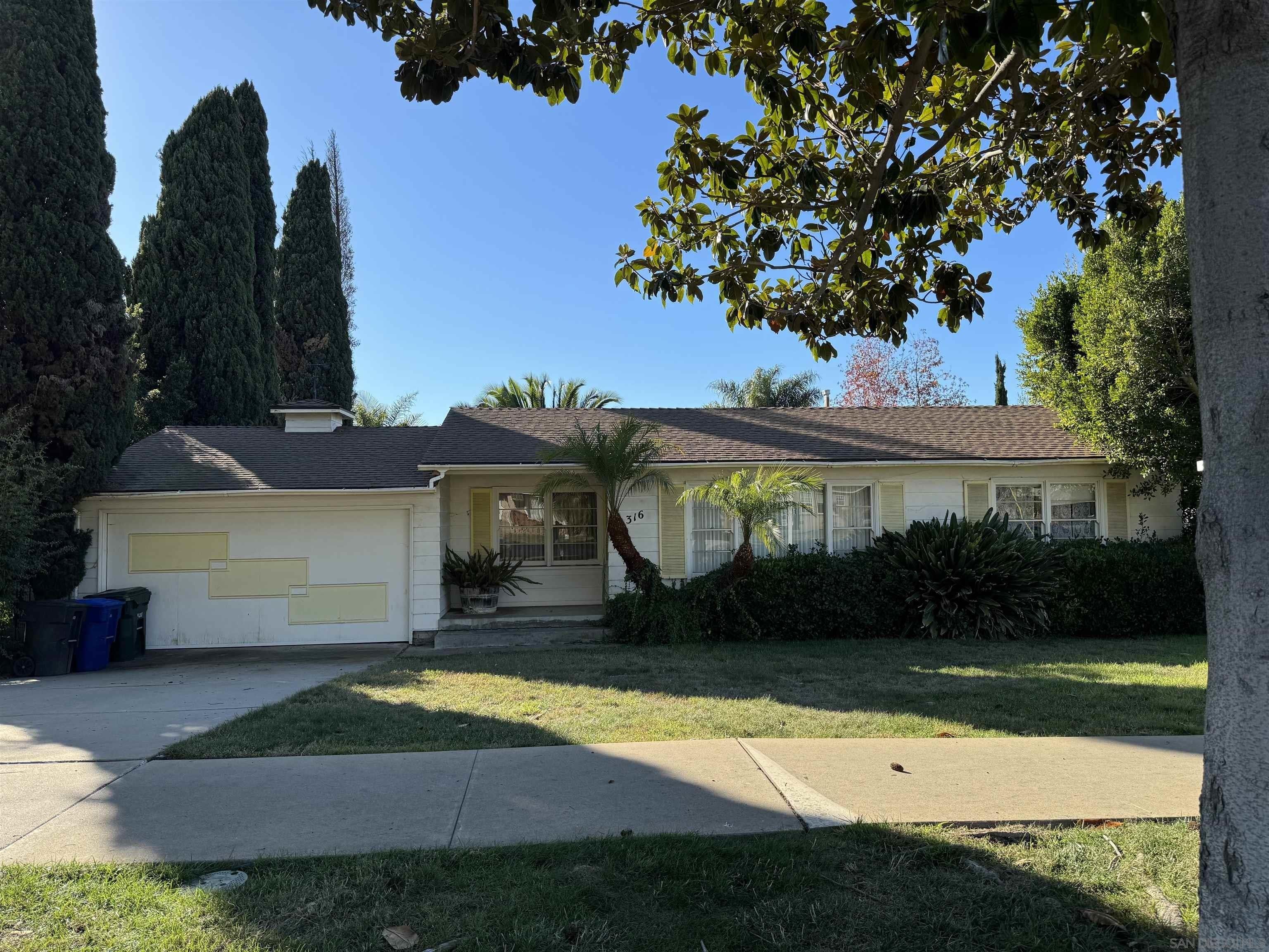 1st Ave, Chula Vista, CA 91910