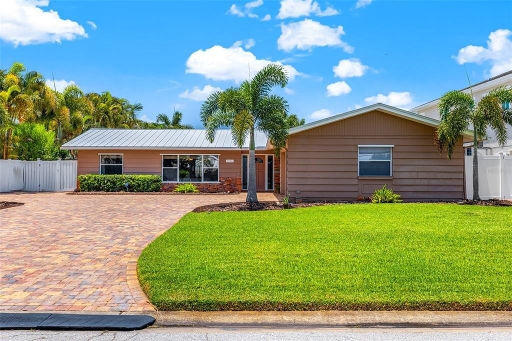 10th Ave S, Saint Petersburg, FL 33707