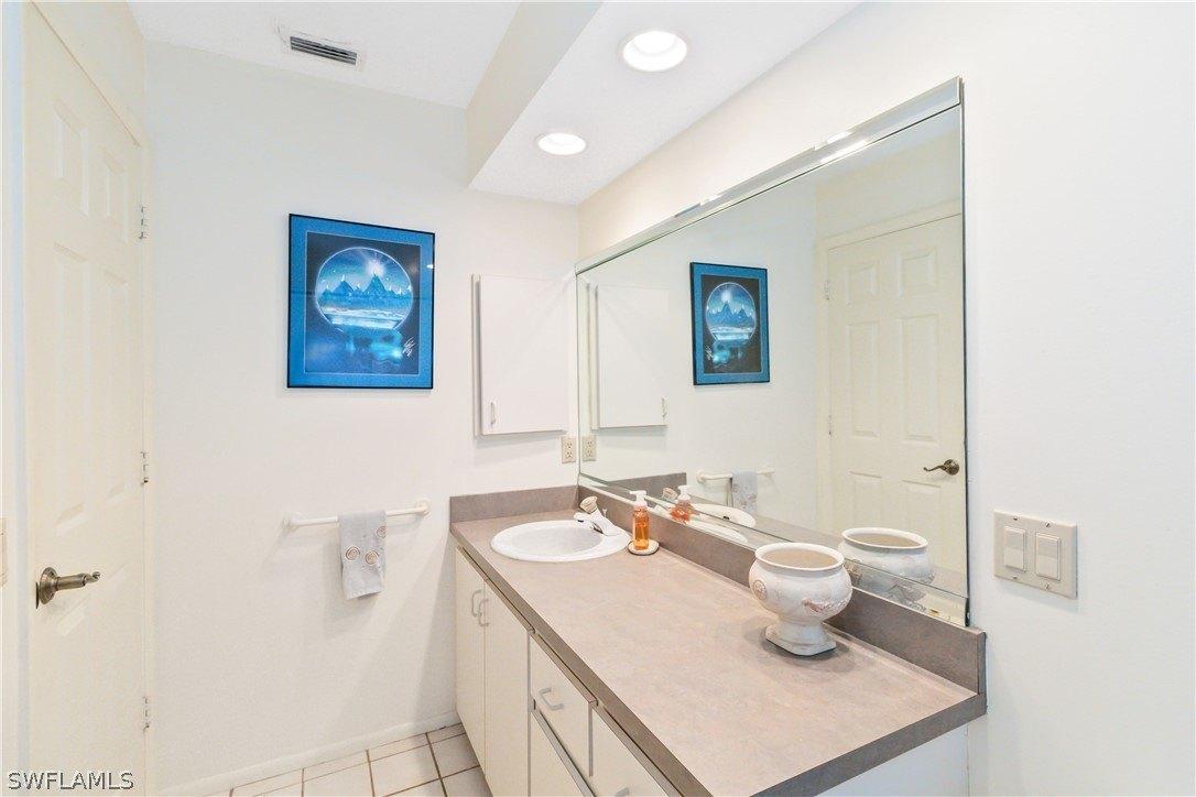 Stone Ridge Trl, Sarasota, FL 34232