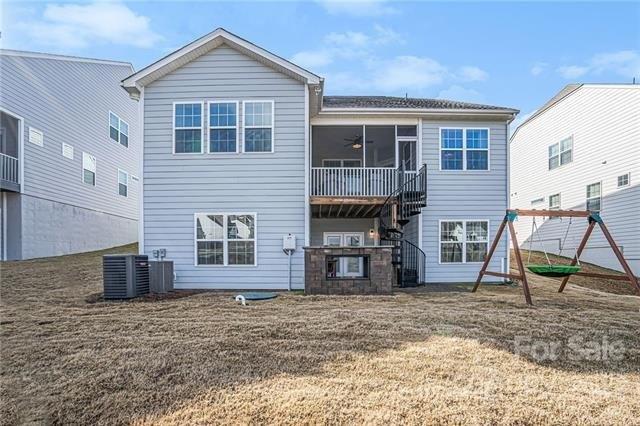 Lookout Landing Ln, Charlotte, NC 28278
