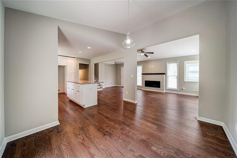 Oakbrook Ln, Clarkston, GA 30021