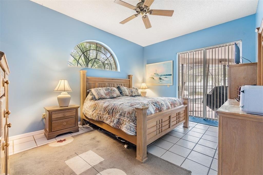 Stone Crossing Cir, Tampa, FL 33635