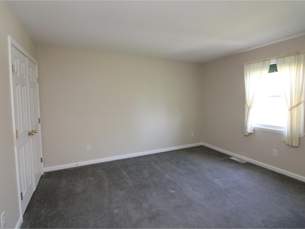 Brennan Woods Dr, Williston, VT 05495