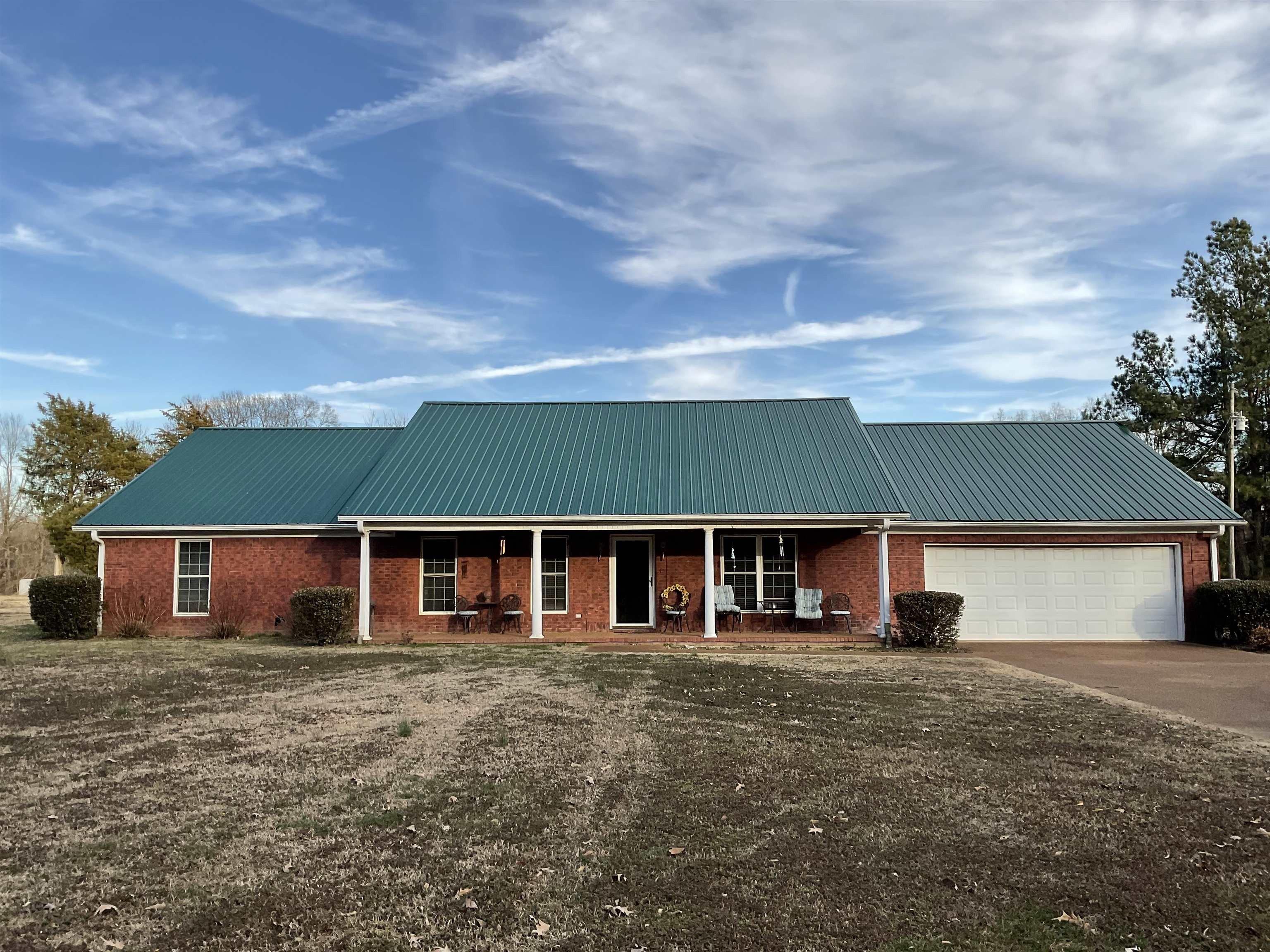 Walnut Hill Rd, Bells, TN 38006
