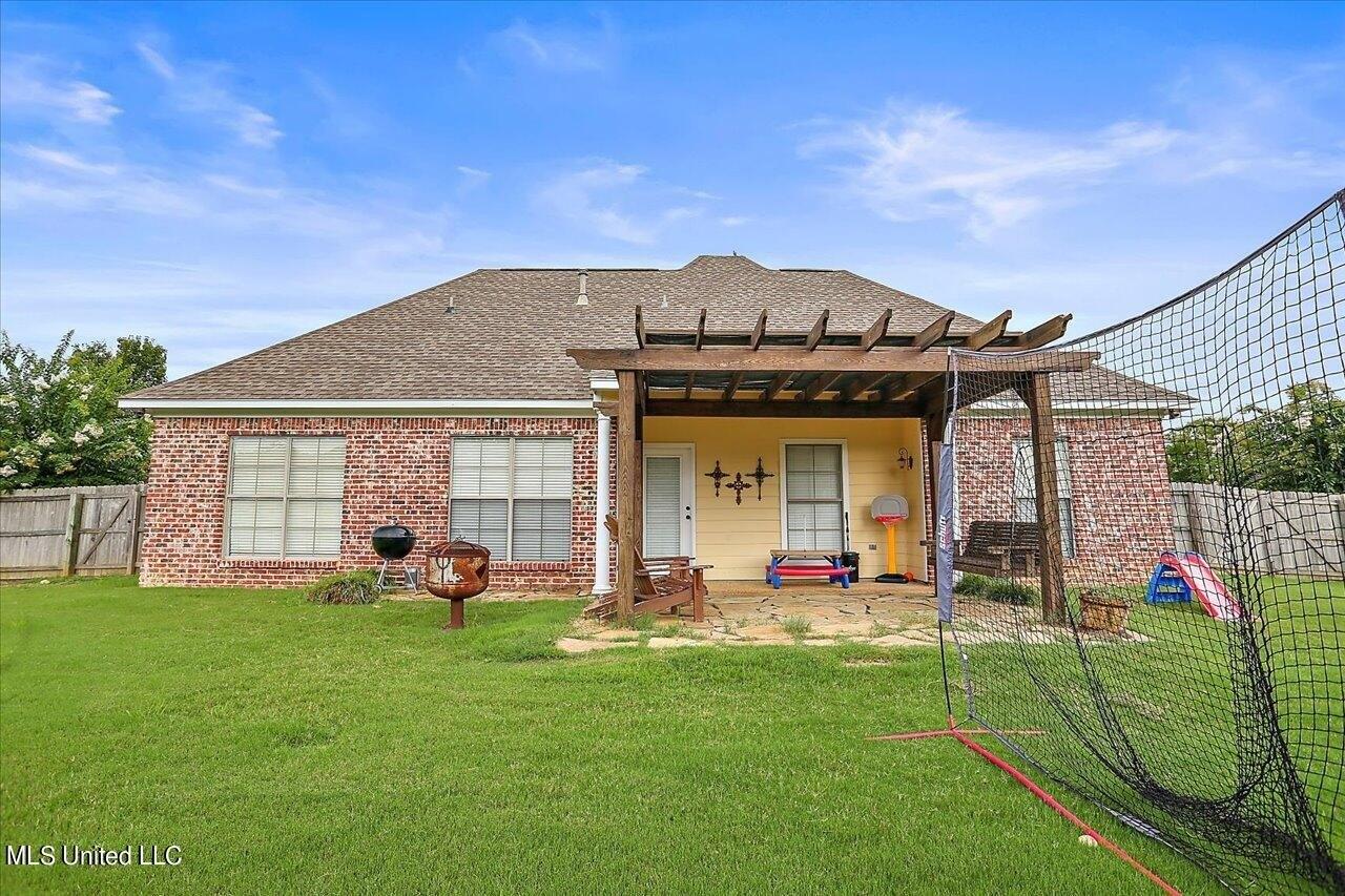 Tucker Dr, Brandon, MS 39042