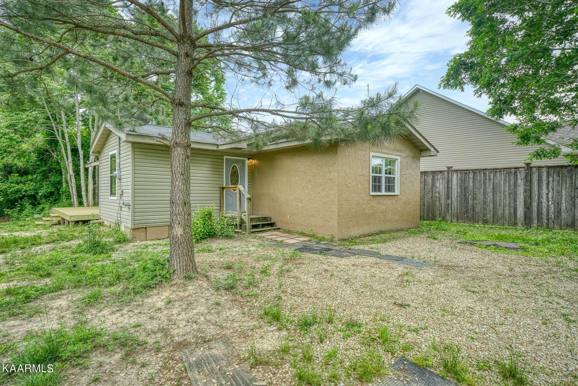 Glade Creek Rd, Sparta, TN 38583