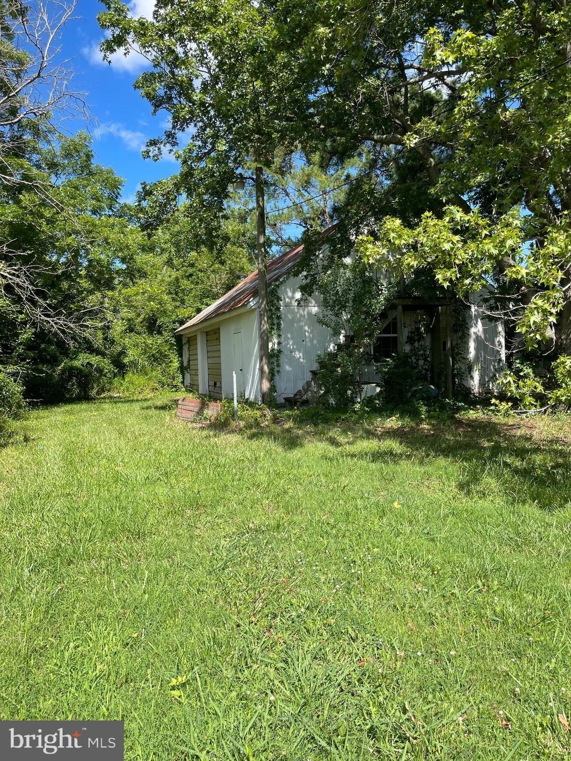 N 1st St, Crisfield, MD 21817