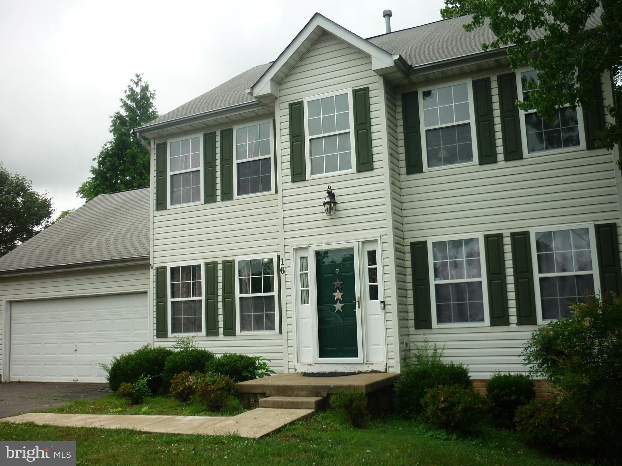 Averil Ct, Fredericksburg, VA 22406