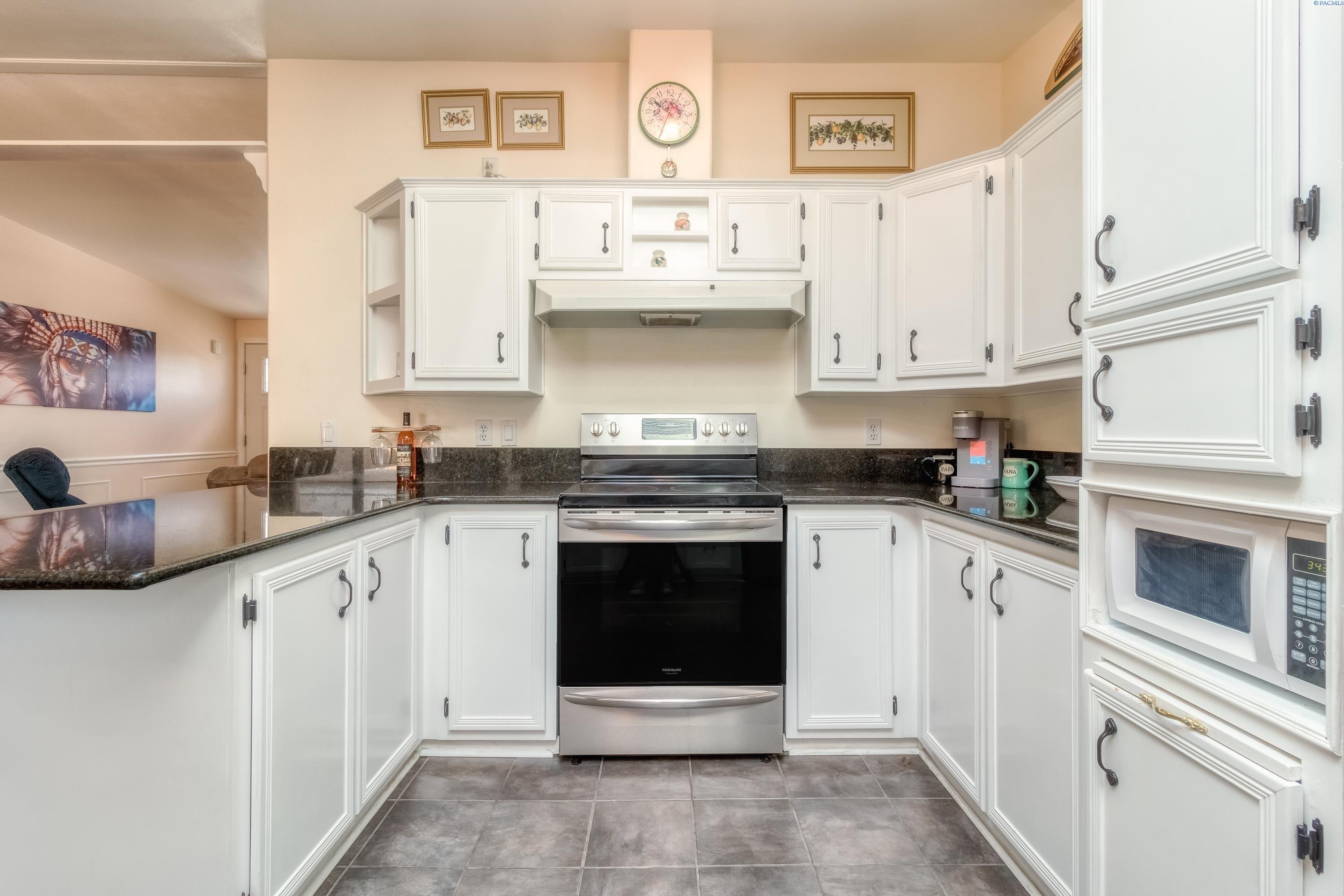 Ne Cargill Ave, College Place, WA 99324