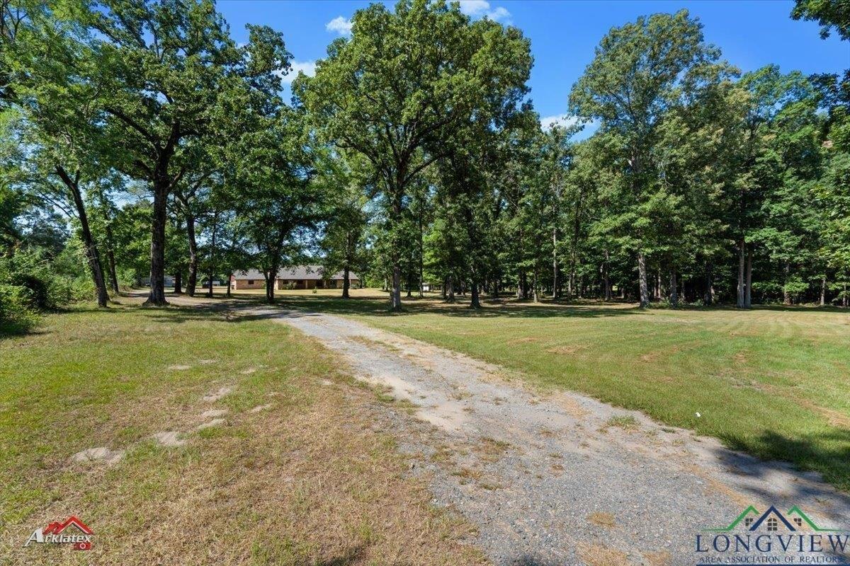 Country Club Rd E, Longview, TX 75602