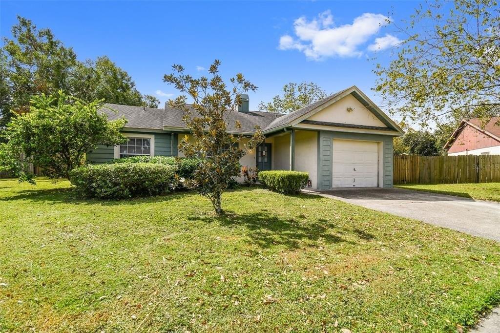 N Country Hills Ct, Plant City, FL 33566