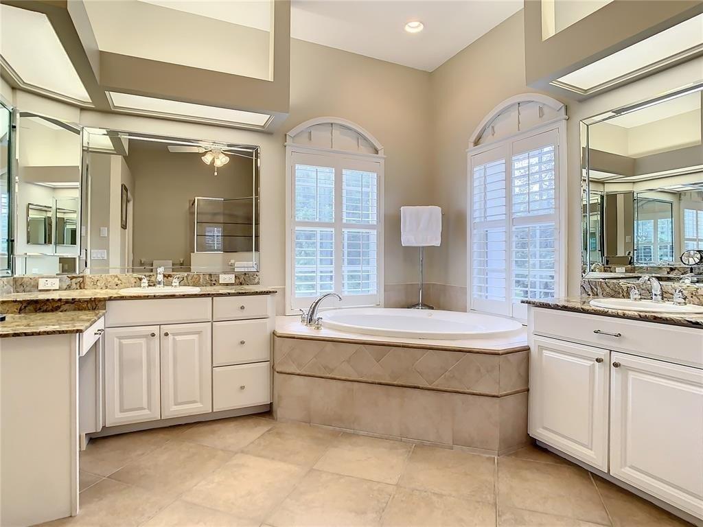 Bayshore Dr, Tarpon Springs, FL 34689
