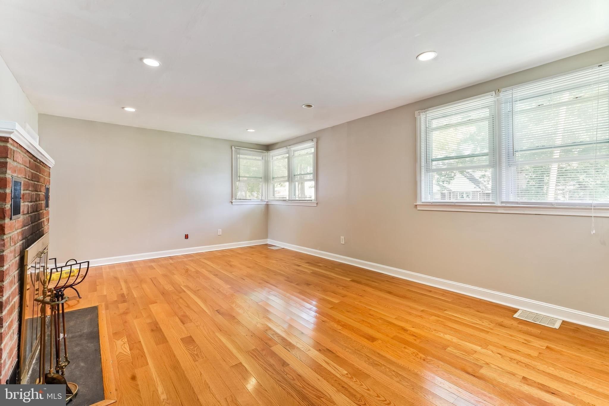 Bonsall Ave, Aldan, PA 19018