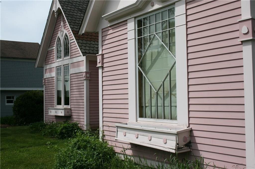 Woodbine Ave, Warwick, RI 02886