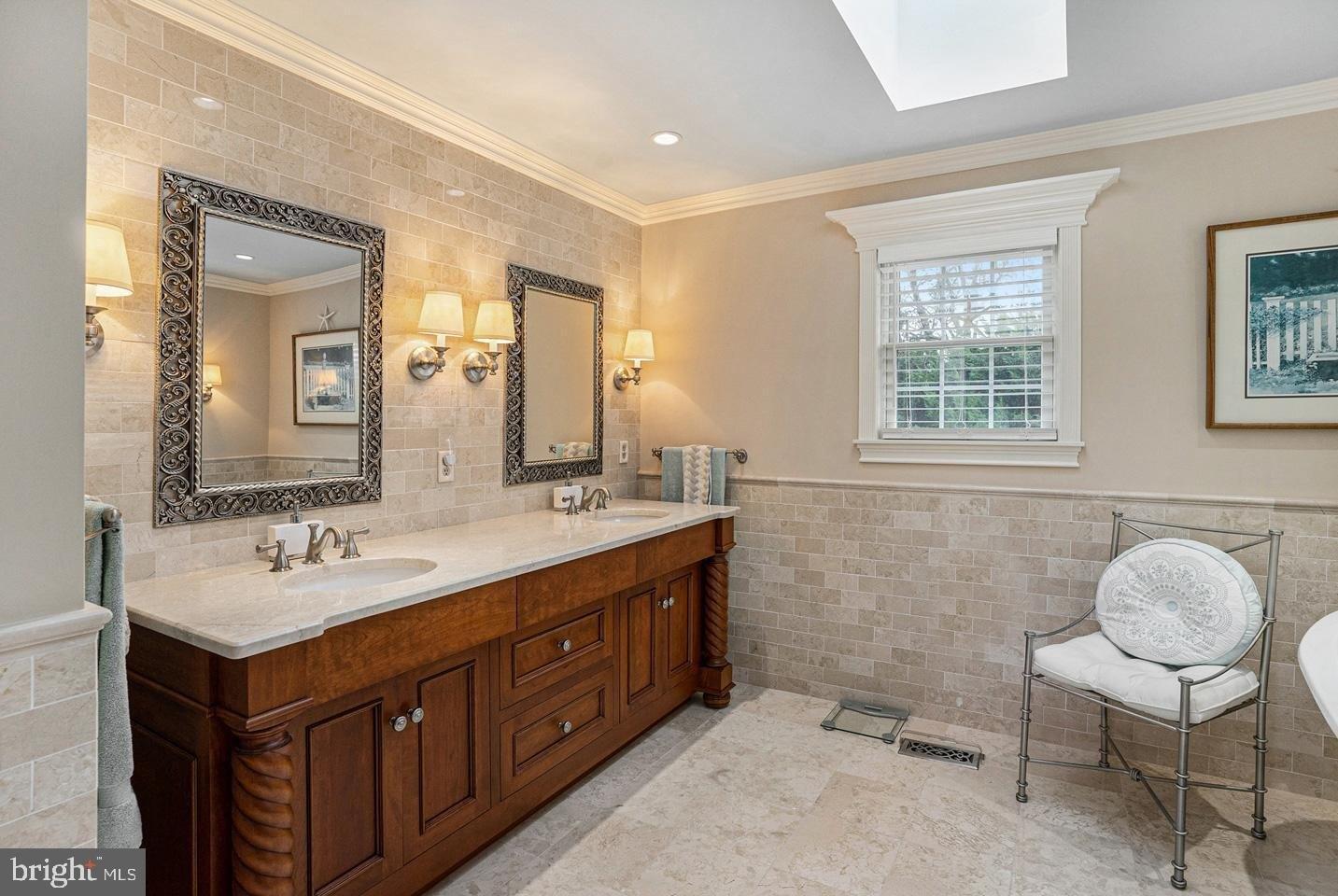 Meadow View Dr, Reading, PA 19605