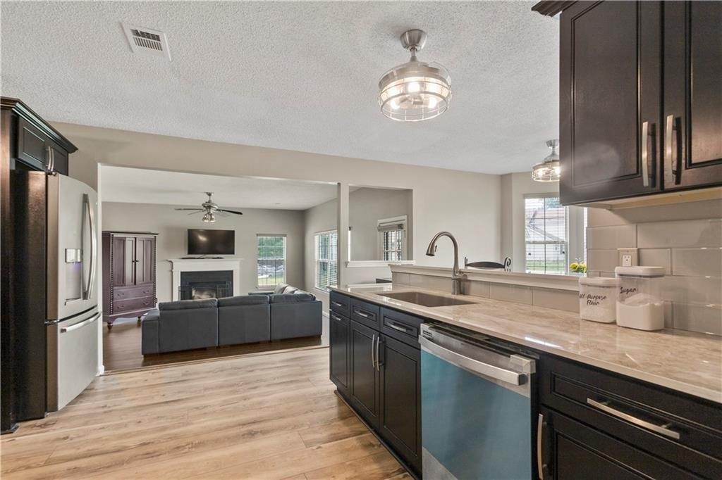 Briar Knoll Rd, Lithonia, GA 30058