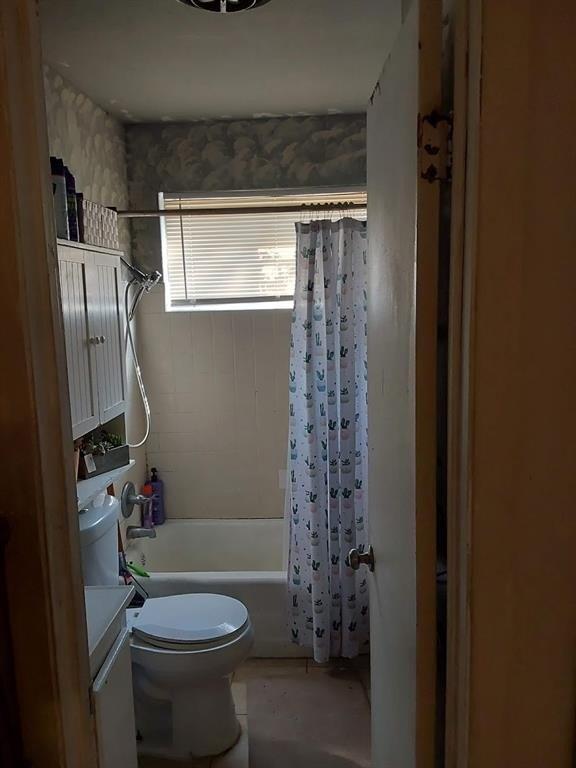 Golden Gate Cir, Dallas, TX 75241