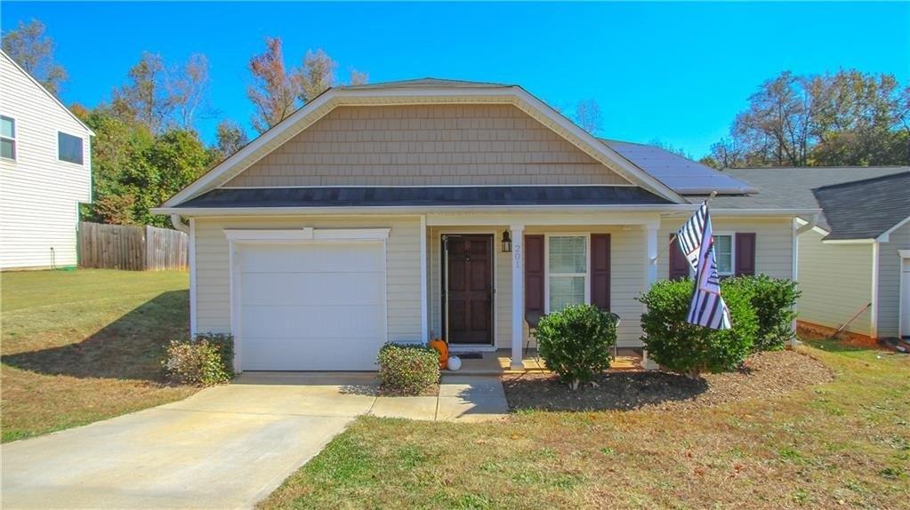 Katrina Ct, Piedmont, SC 29673