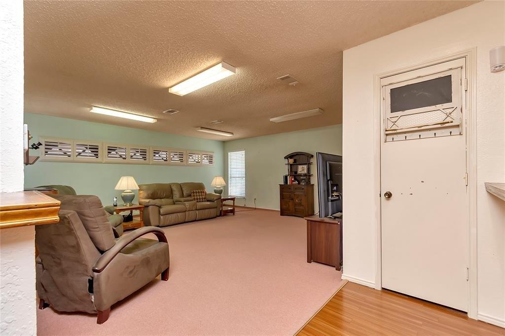 N Park Dr, Saginaw, TX 76179