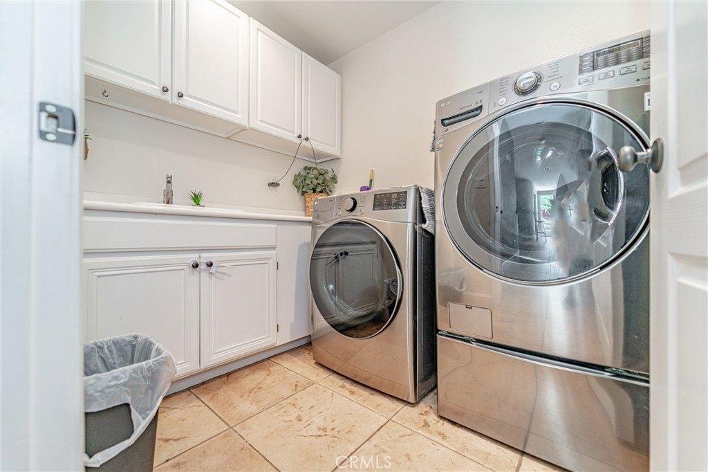 Karen Pl, Murrieta, CA 92562