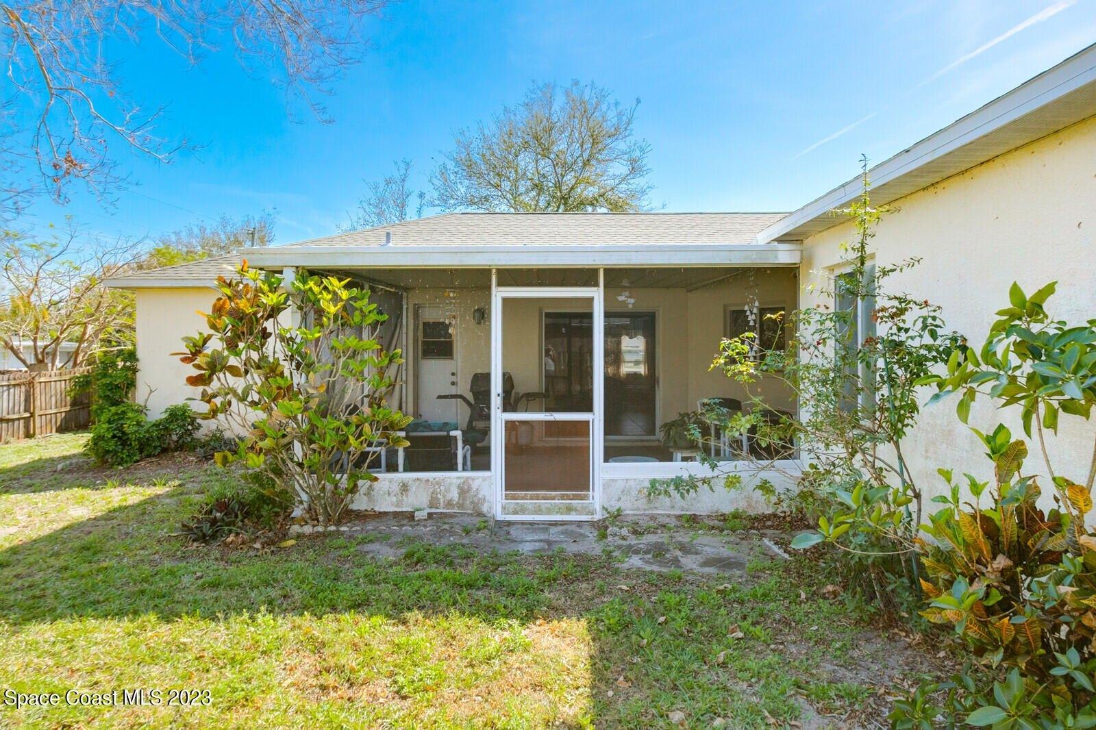Island Oaks Pl, Merritt Island, FL 32953