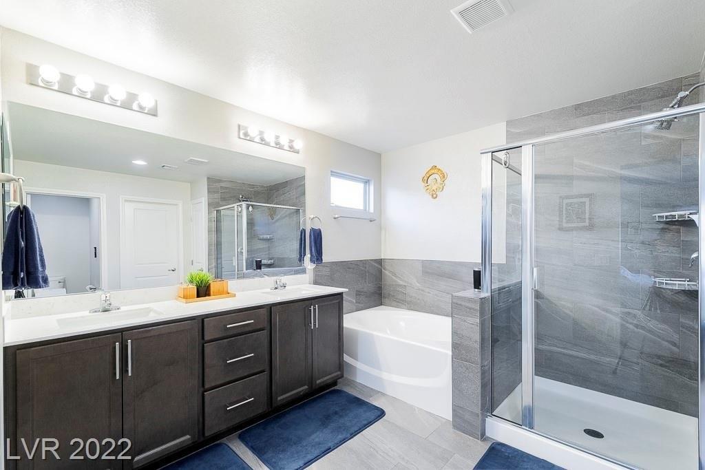 Roaring Canyon Ct, Las Vegas, NV 89139