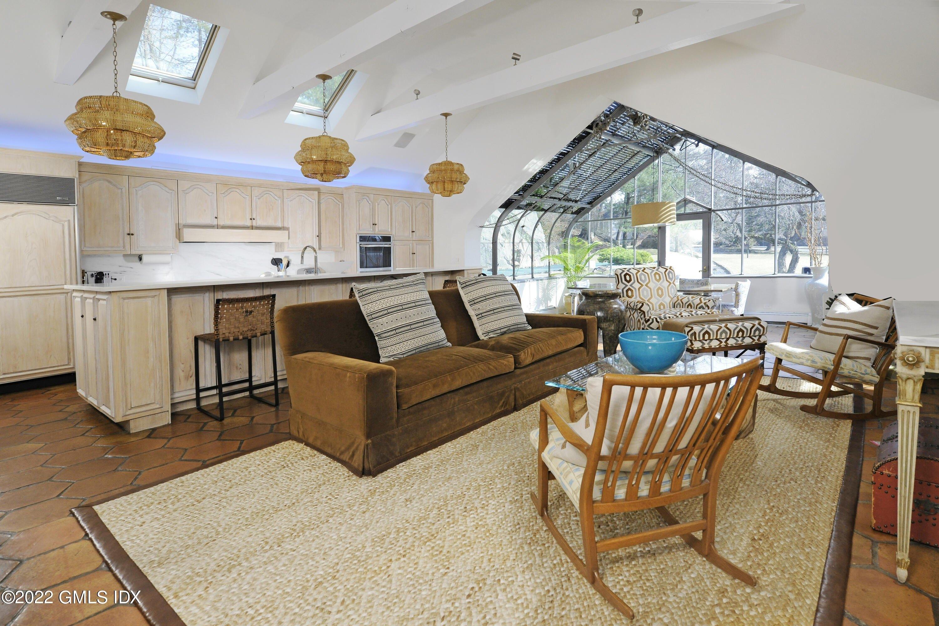 Meadow Wood Dr, Greenwich, CT 06830
