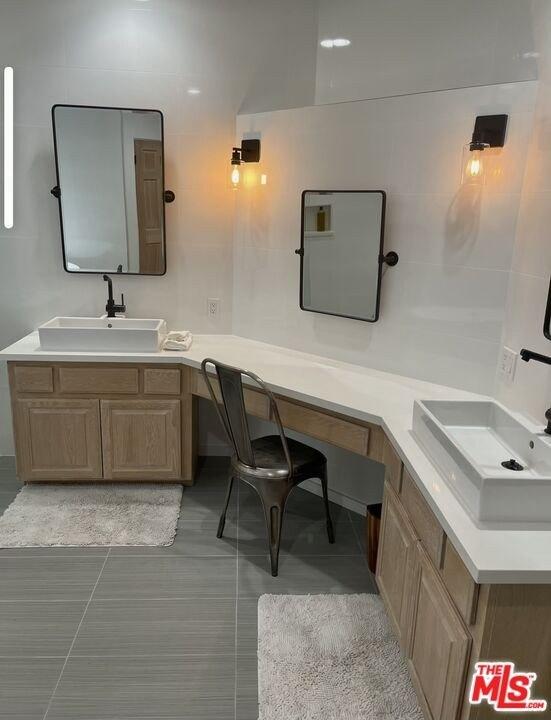 Maracaibo Cir W, Palm Springs, CA 92264
