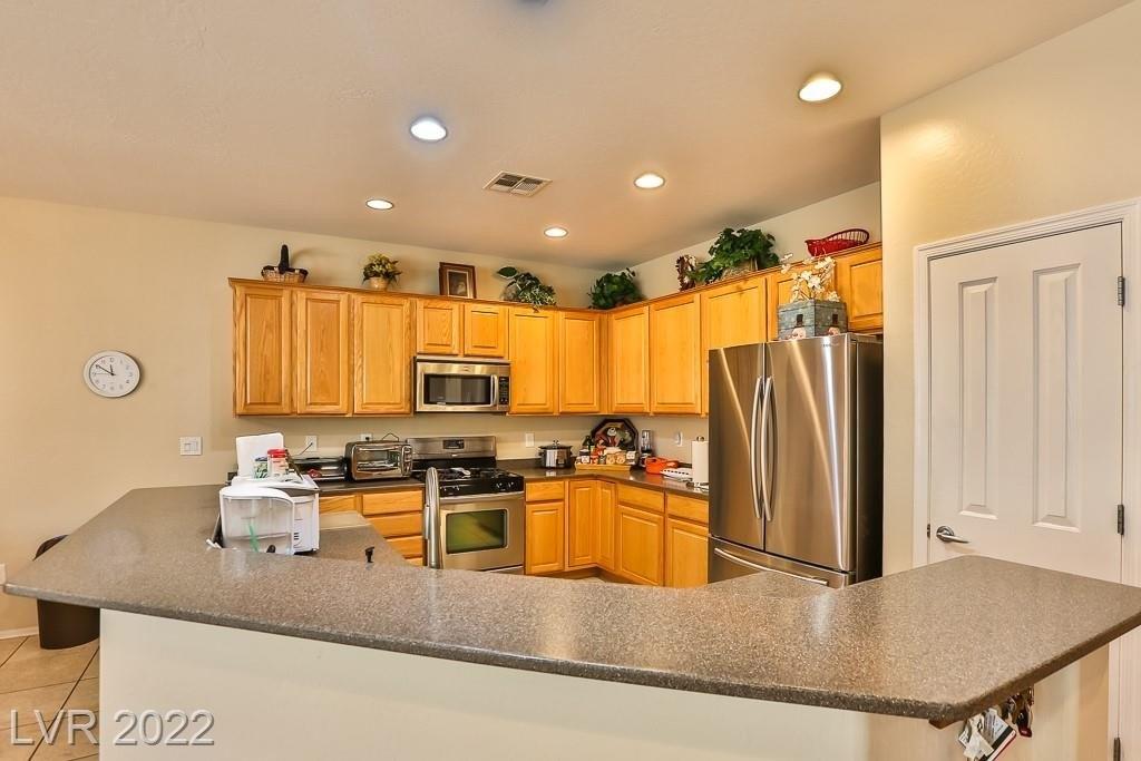 Jada Dr, Henderson, NV 89044