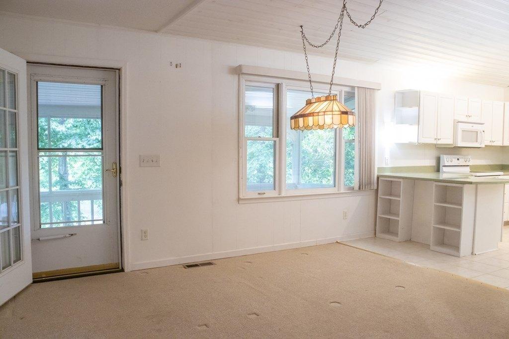 Lakeside Cir, Franklin, NC 28734