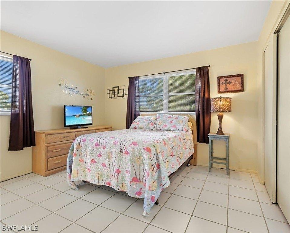 Ridgecrest St, Lehigh Acres, FL 33936