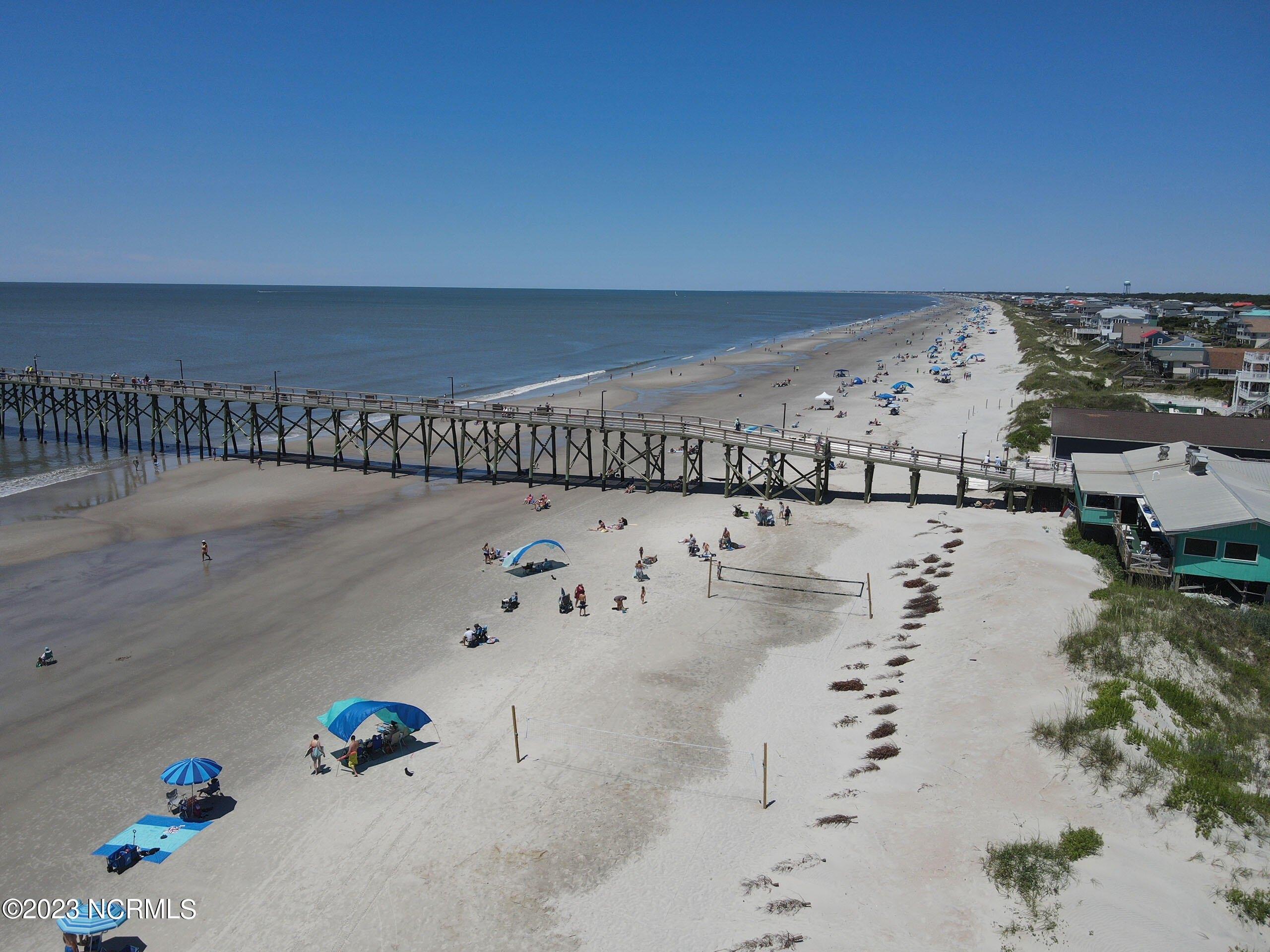 Ne 36th St, Oak Island, NC 28465