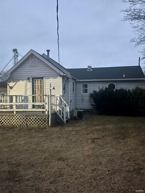 E Ironbanks Rd, Charleston, MO 63834