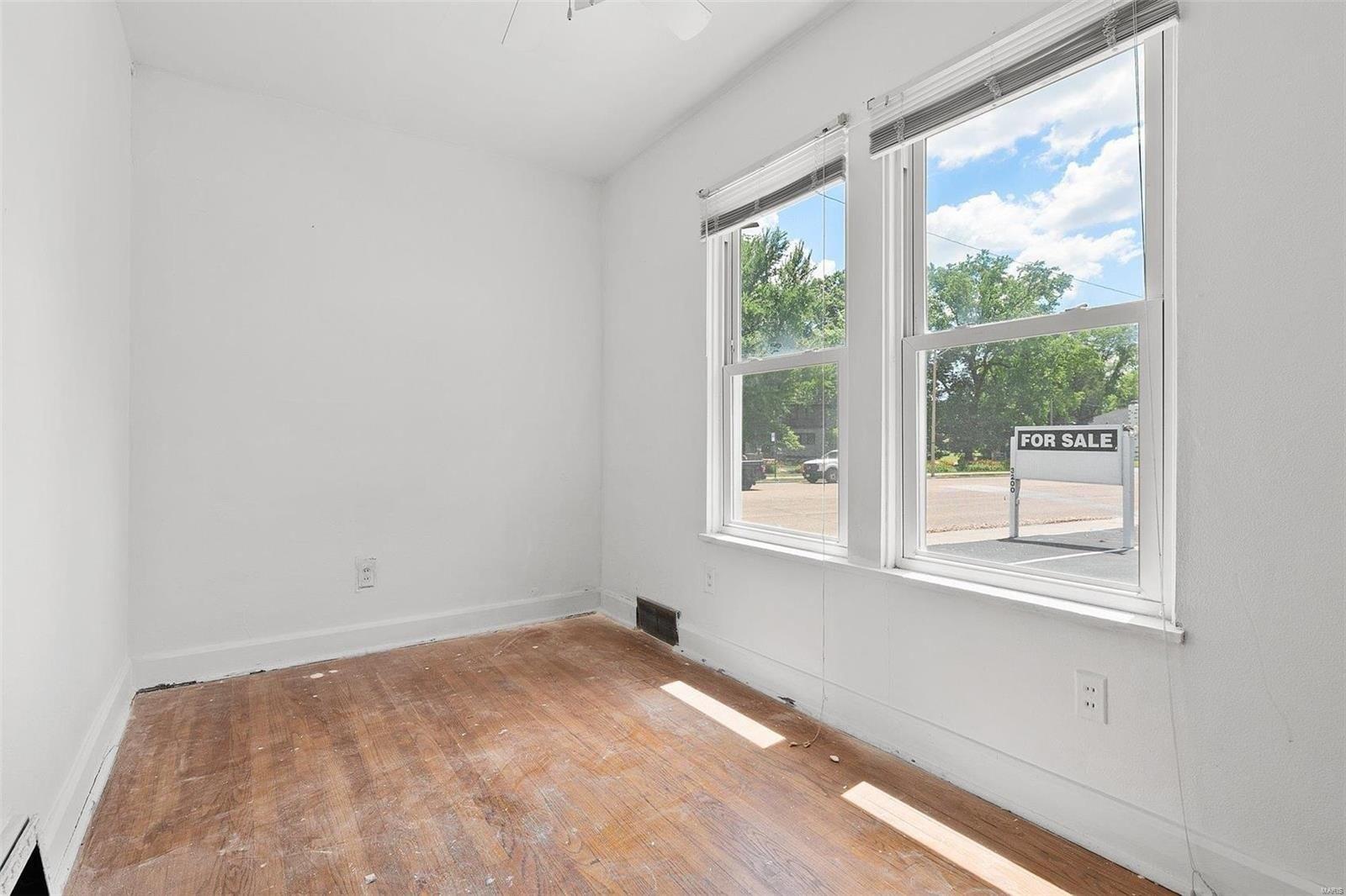 W Main St, Belleville, IL 62226