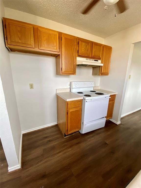 N Bryant Ave, Midlothian, TX 76065