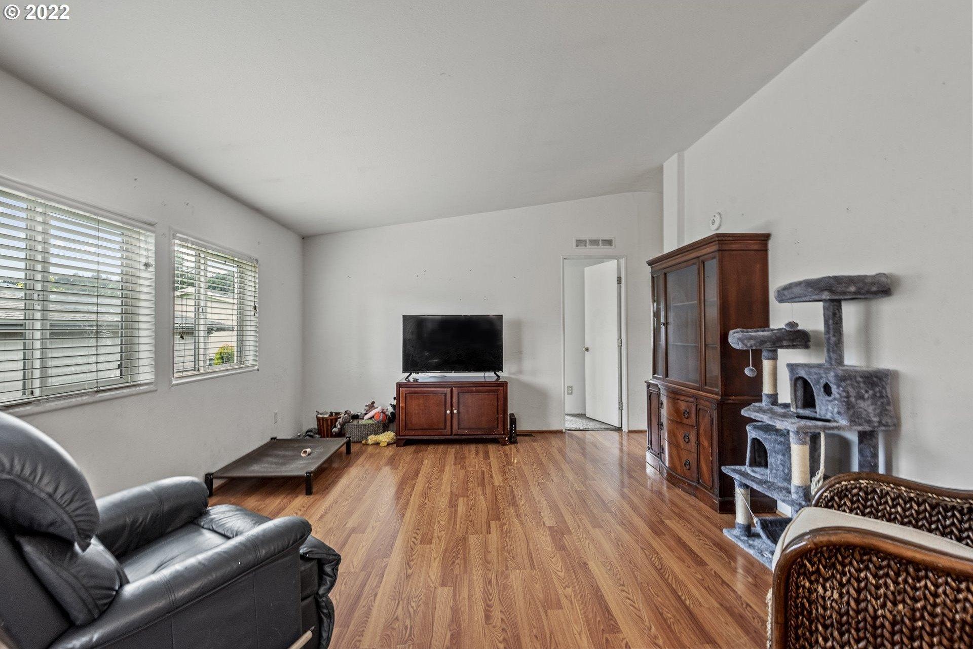 Egret Ln, Longview, WA 98632