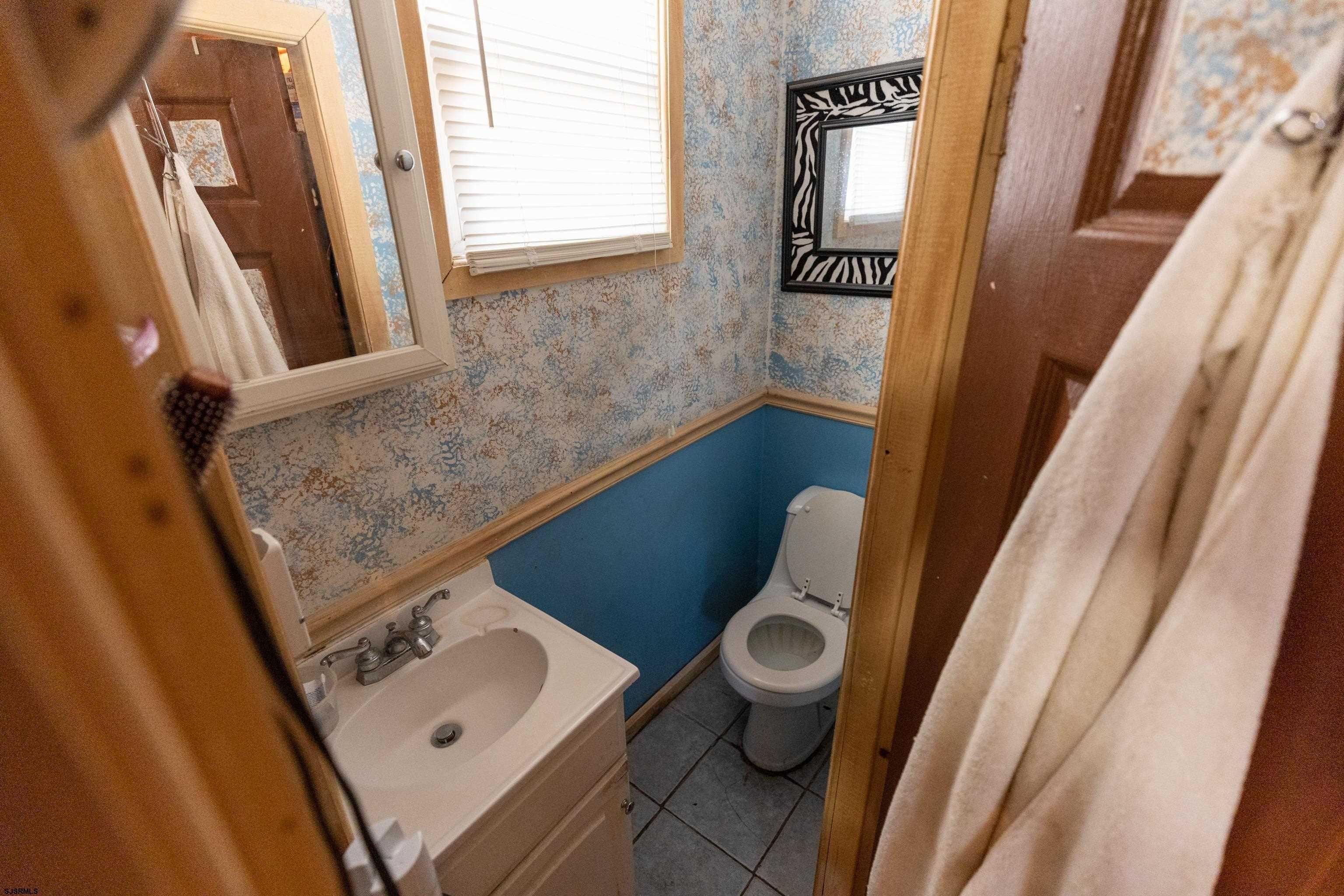 W Delilah Rd, Pleasantville, NJ 08232