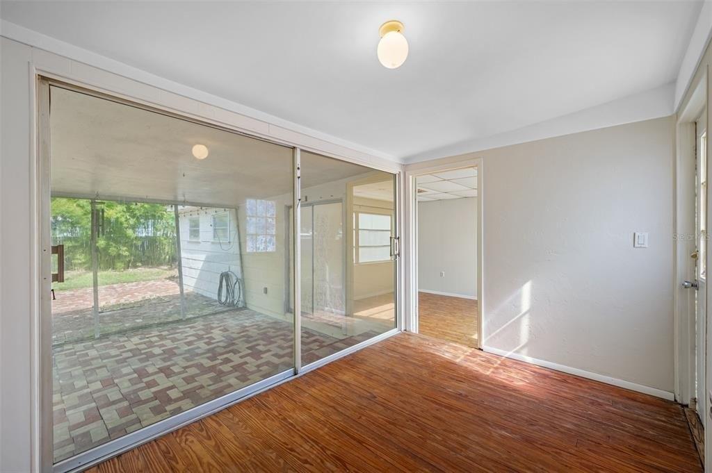 Pine St, Clearwater, FL 33756
