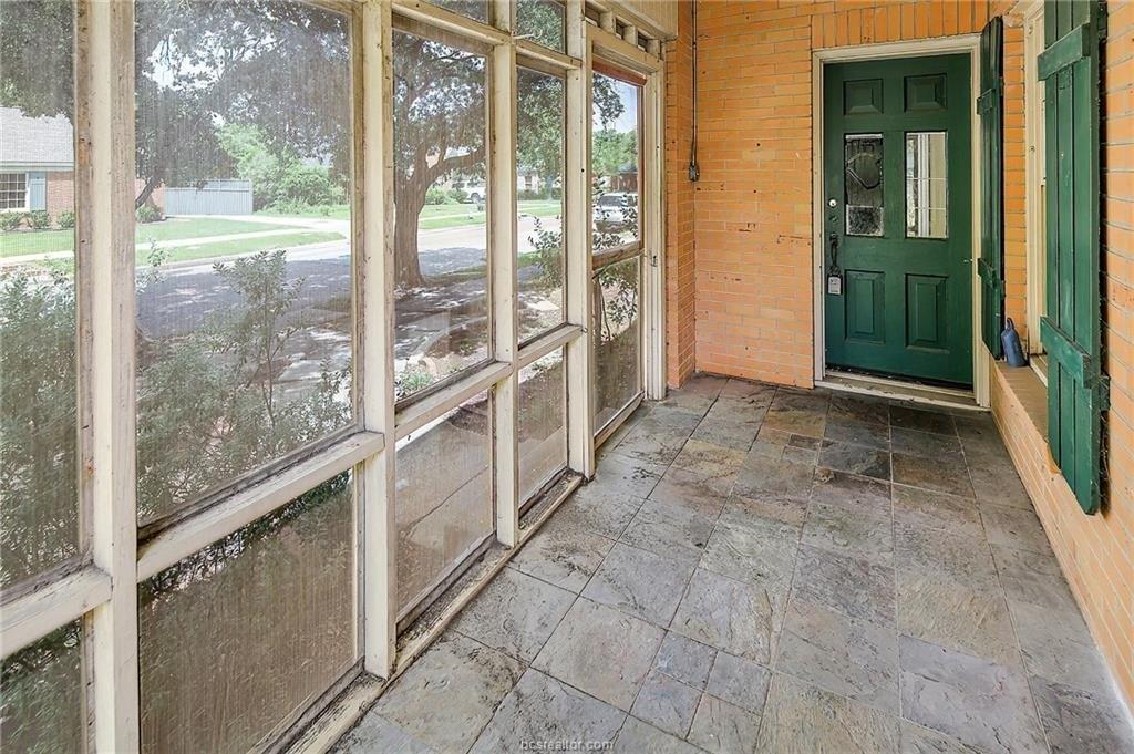 E 32nd St, Bryan, TX 77803