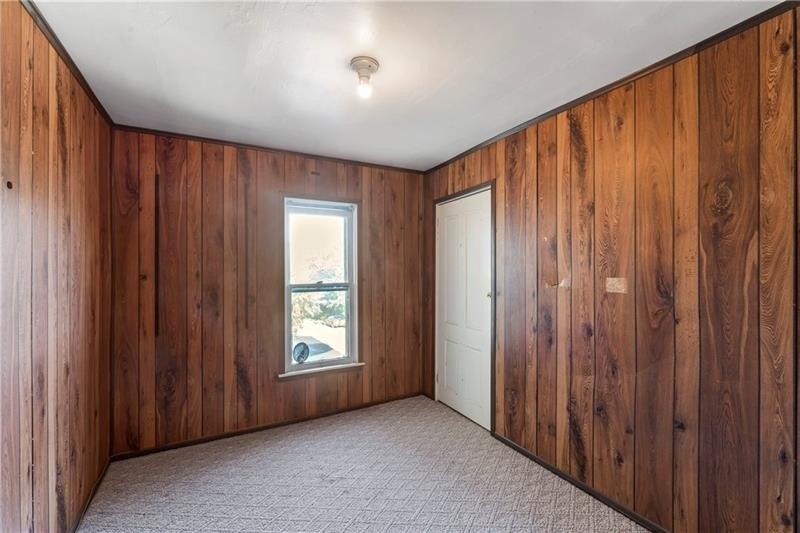 Carson St, Monongahela, PA 15063