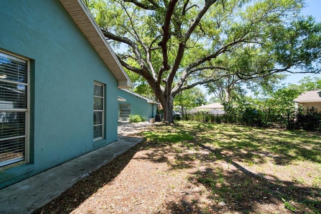 122nd Way, Seminole, FL 33772