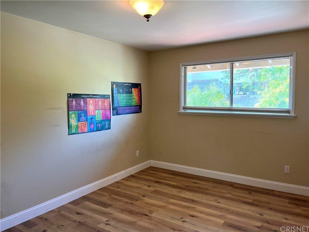 Etiwanda Ave, Porter Ranch, CA 91326