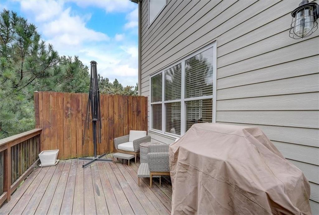 Greenwood Oak Dr, Peachtree Corners, GA 30092