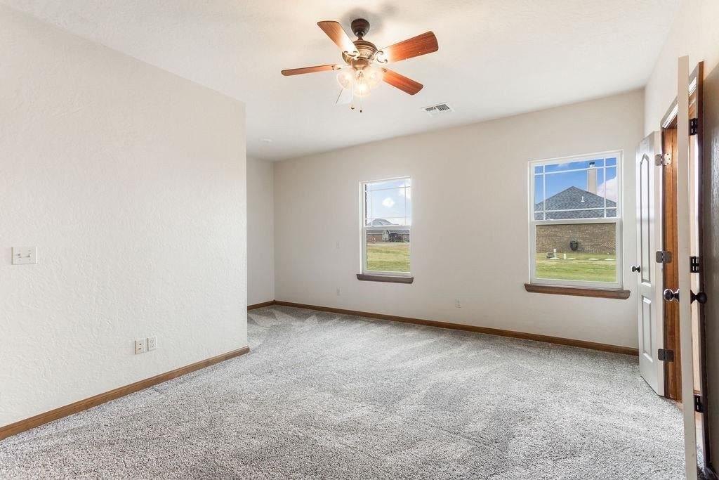 Happy Hollow Ln, Elgin, OK 73538