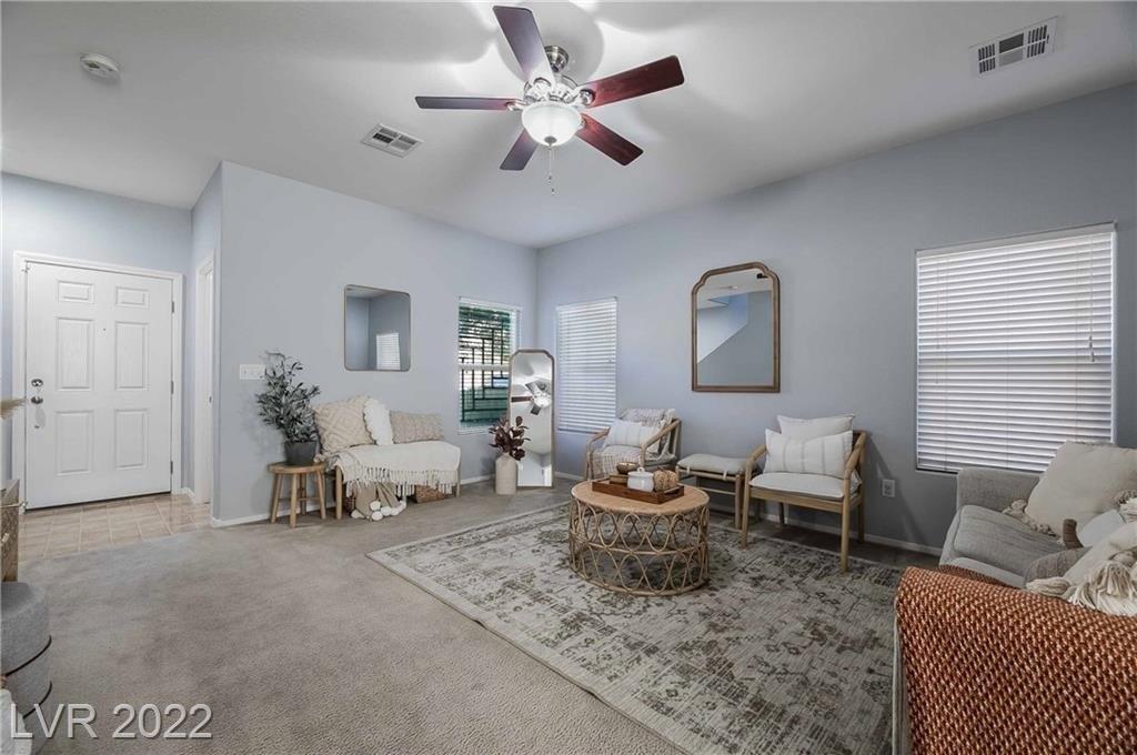 Calle De Rio Ave, Las Vegas, NV 89115