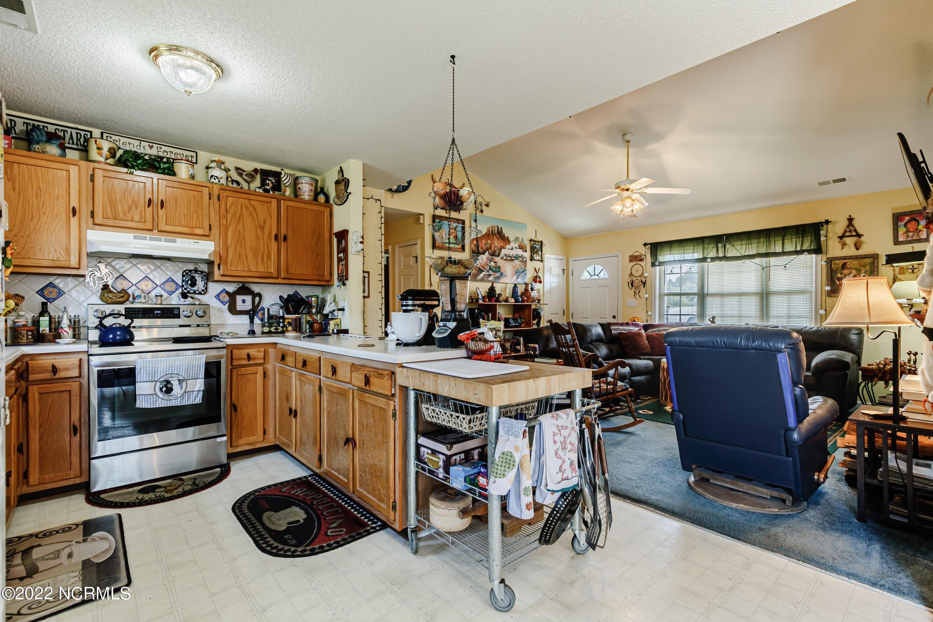 Buckhead Rd, Hubert, NC 28539